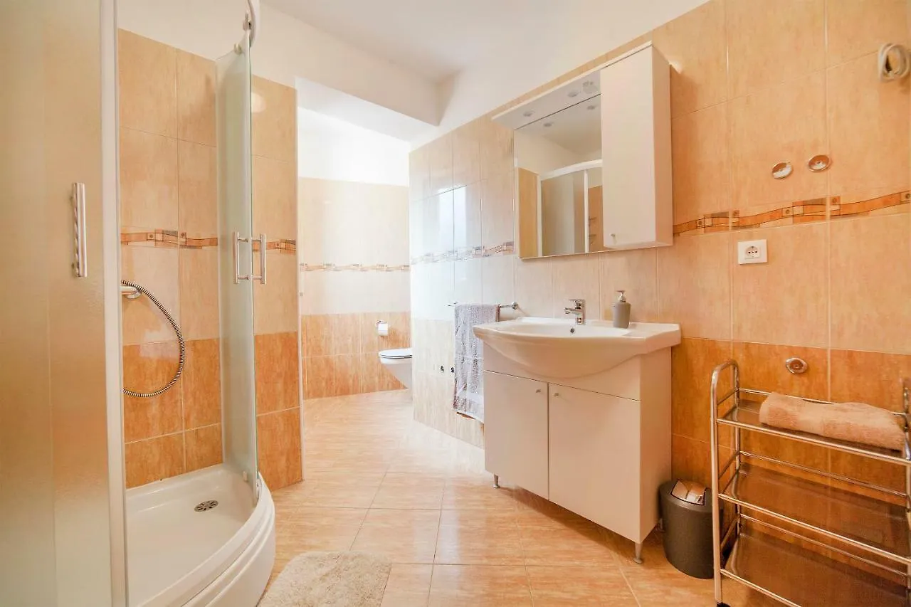 Apartmani Sandra Rovini Moscenice Apartment