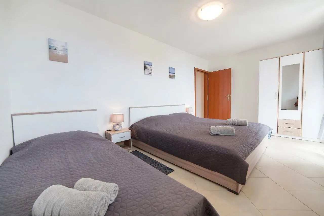 Apartmani Sandra Rovini Moscenice Kroatien